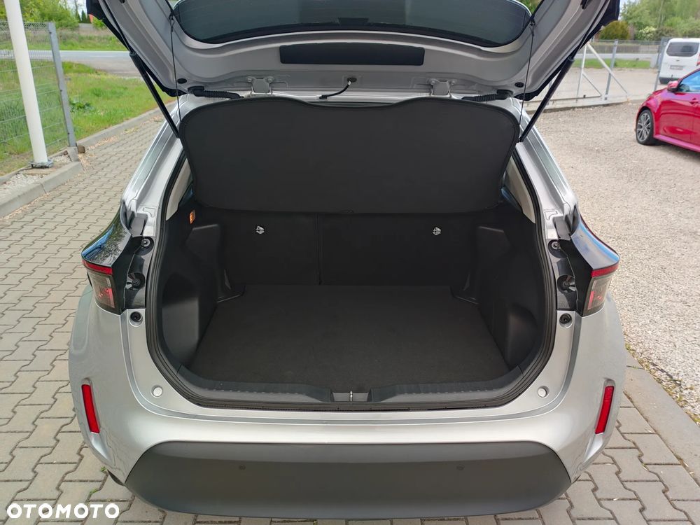 Toyota Yaris Cross Hybrid 1.5 Active - 28