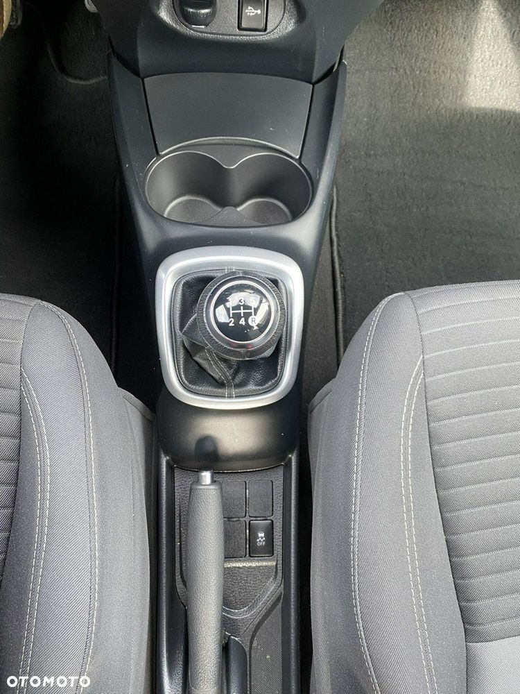 Toyota Yaris - 23