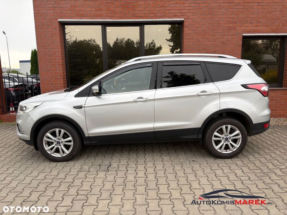 Ford Kuga 1.5 EcoBoost 2x4 Trend - 24