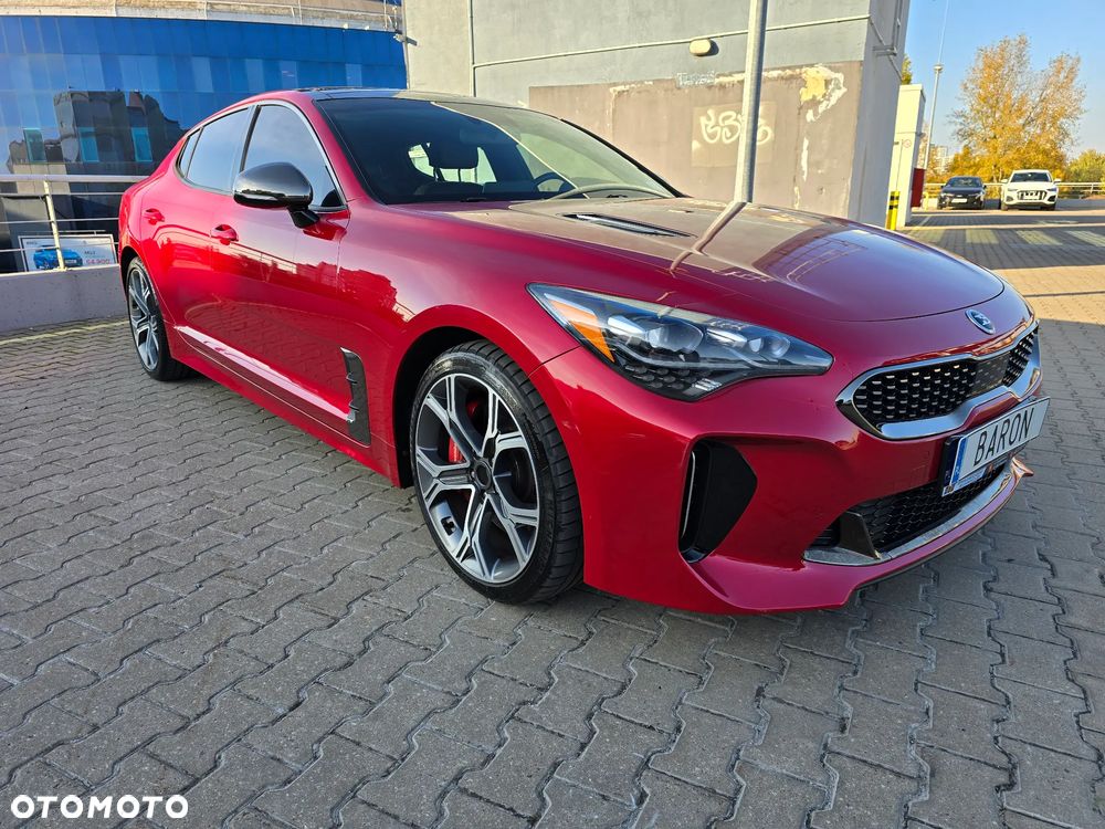 Kia Stinger - 2