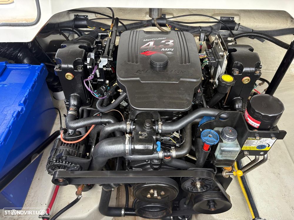 Cobalt Marine 212 - 11