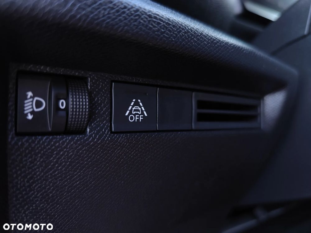 Citroën C4 PureTech 130 Stop&Start FEEL PACK - 33