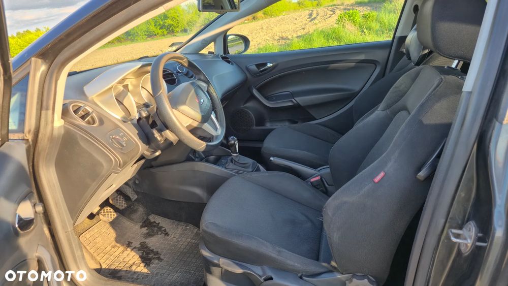 Seat Ibiza SC 1.6 16V Sport - 21