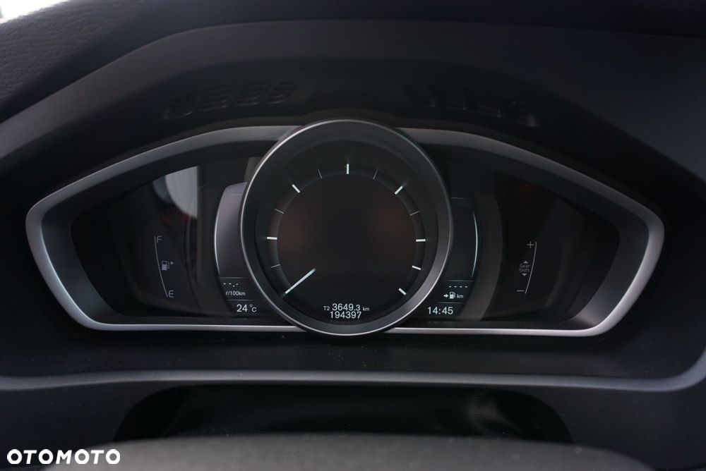 Volvo V40 D2 Base - 19