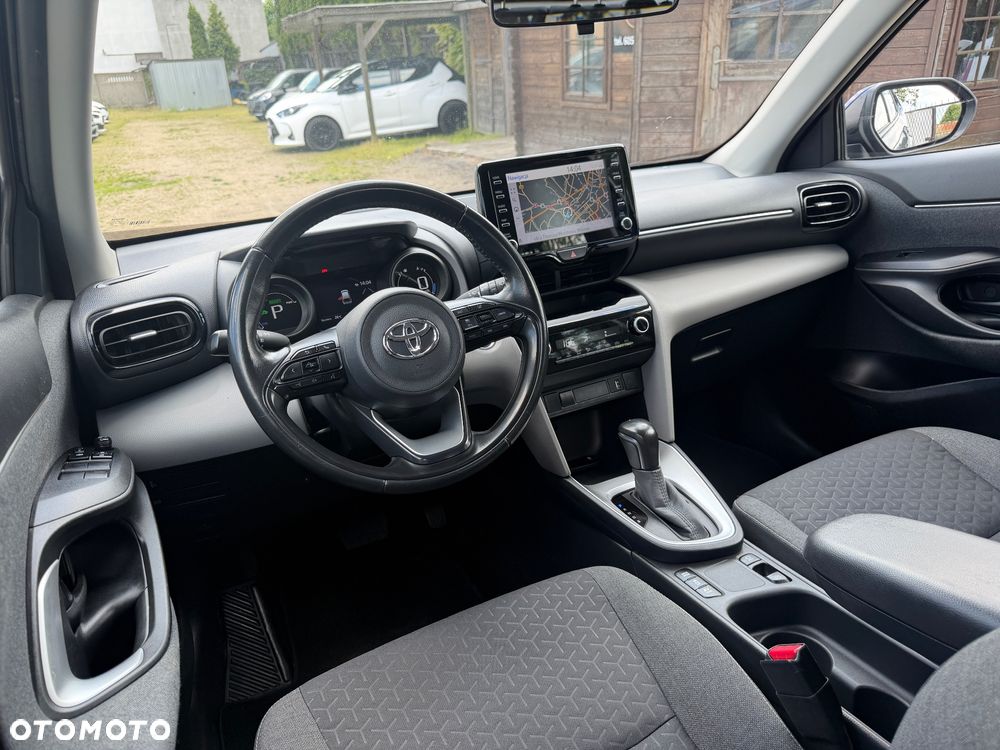 Toyota Yaris Cross - 18
