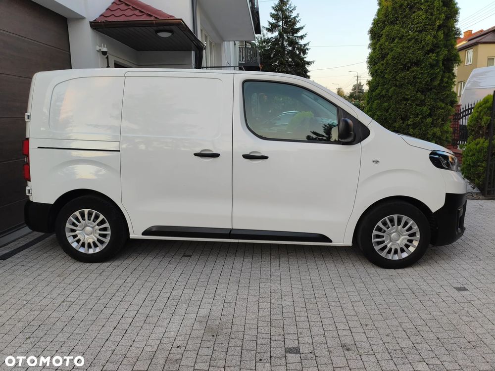 Toyota Prace - 5