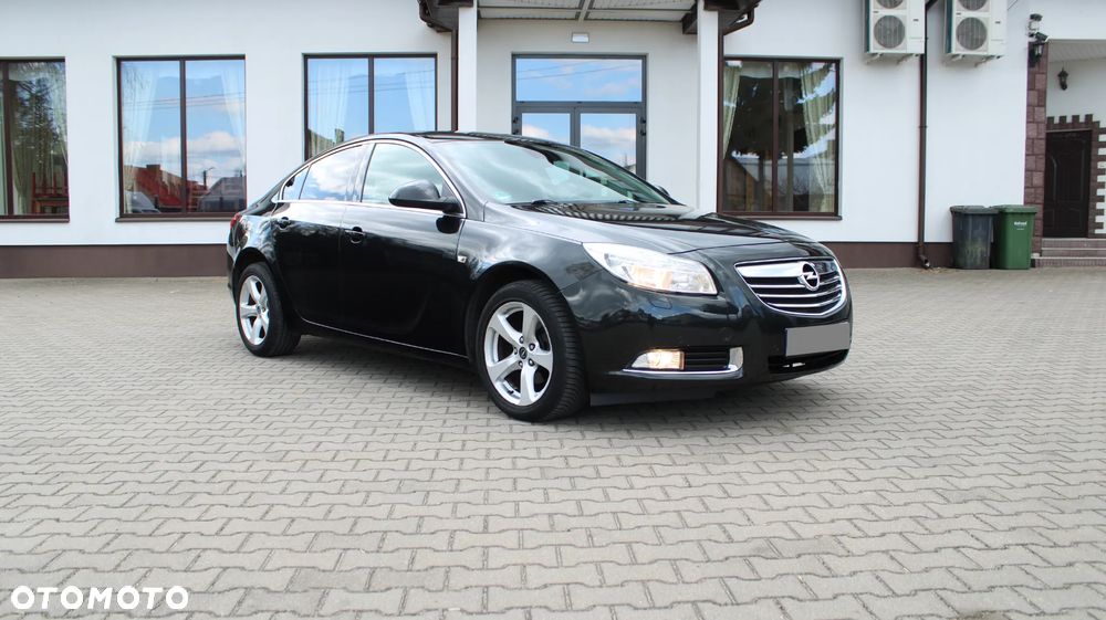 Opel Insignia 1.8 Elegance - 1