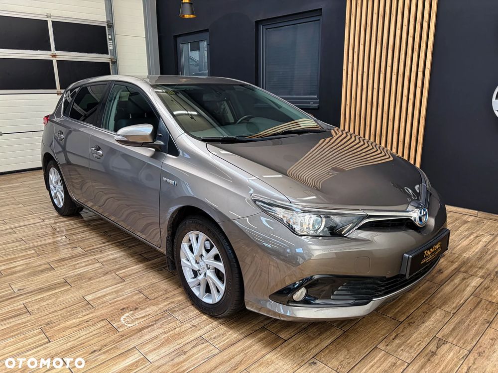 Toyota Auris - 4