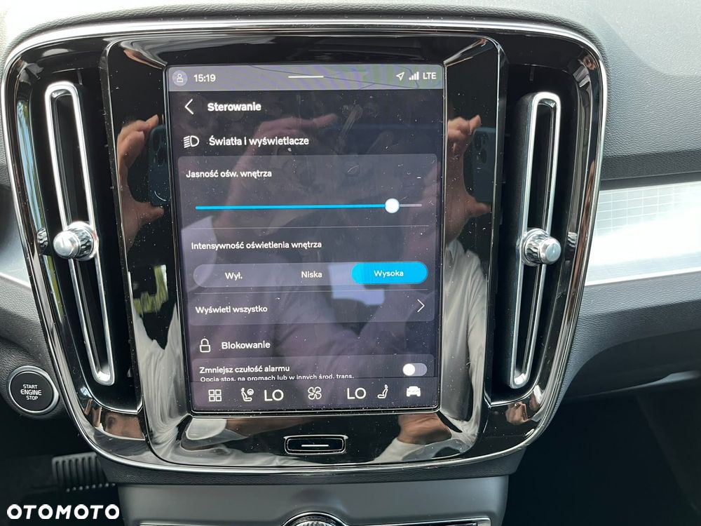 Volvo XC 40 - 22