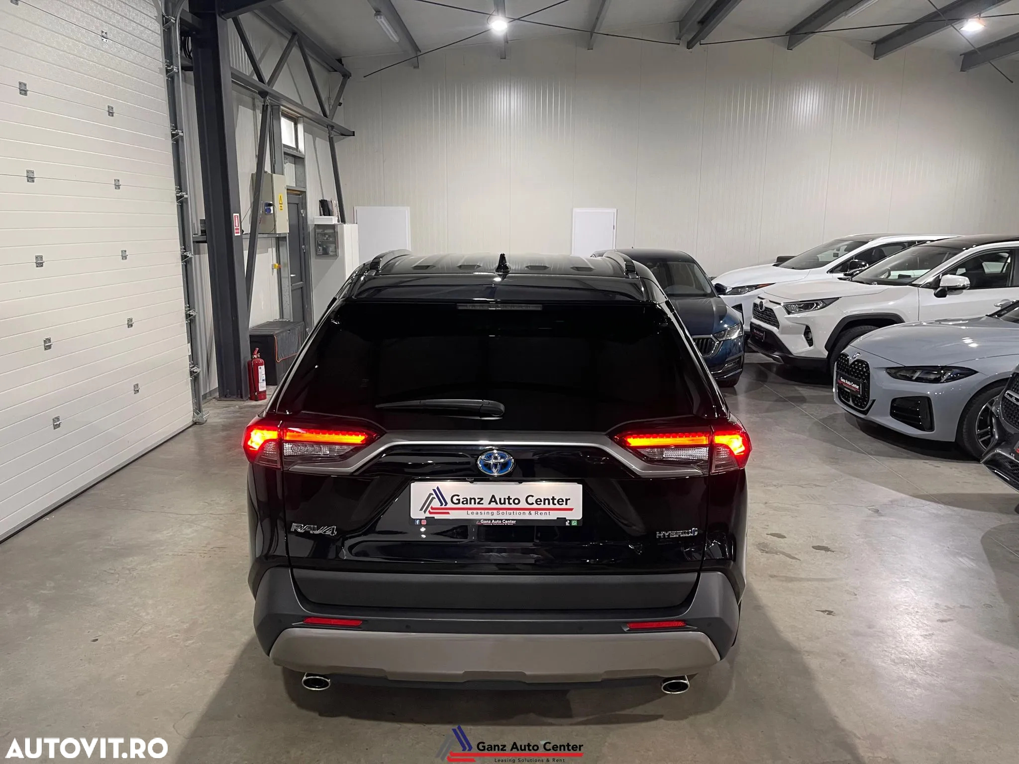 Toyota RAV4 2.5 Hybrid VVT-iE 4x4 Luxury - 30
