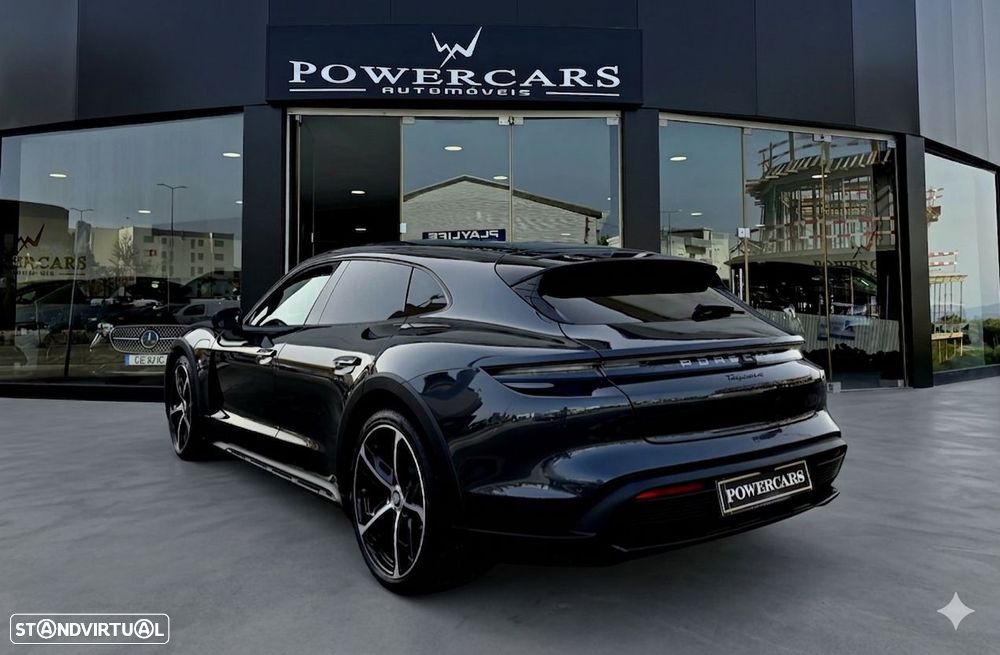 Porsche Taycan Cross Turismo 4 - 14