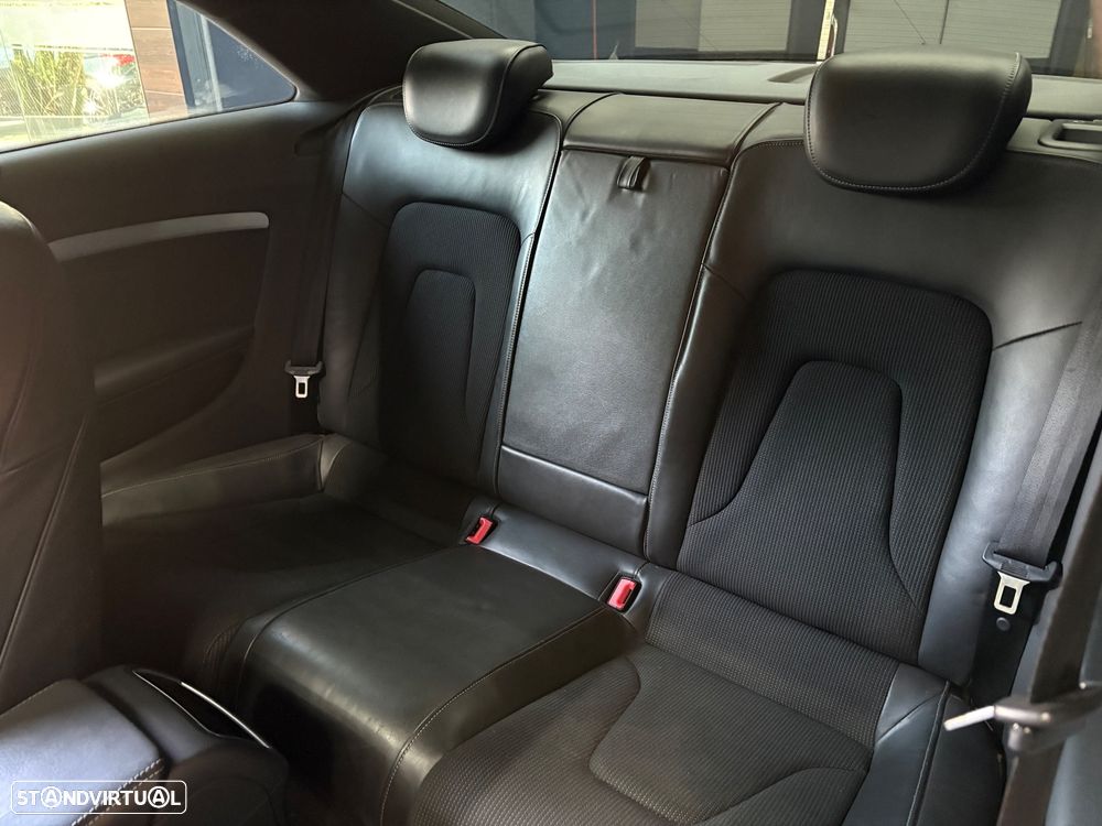 Audi A5 2.0 TDI Multitronic Business Line S-line - 35