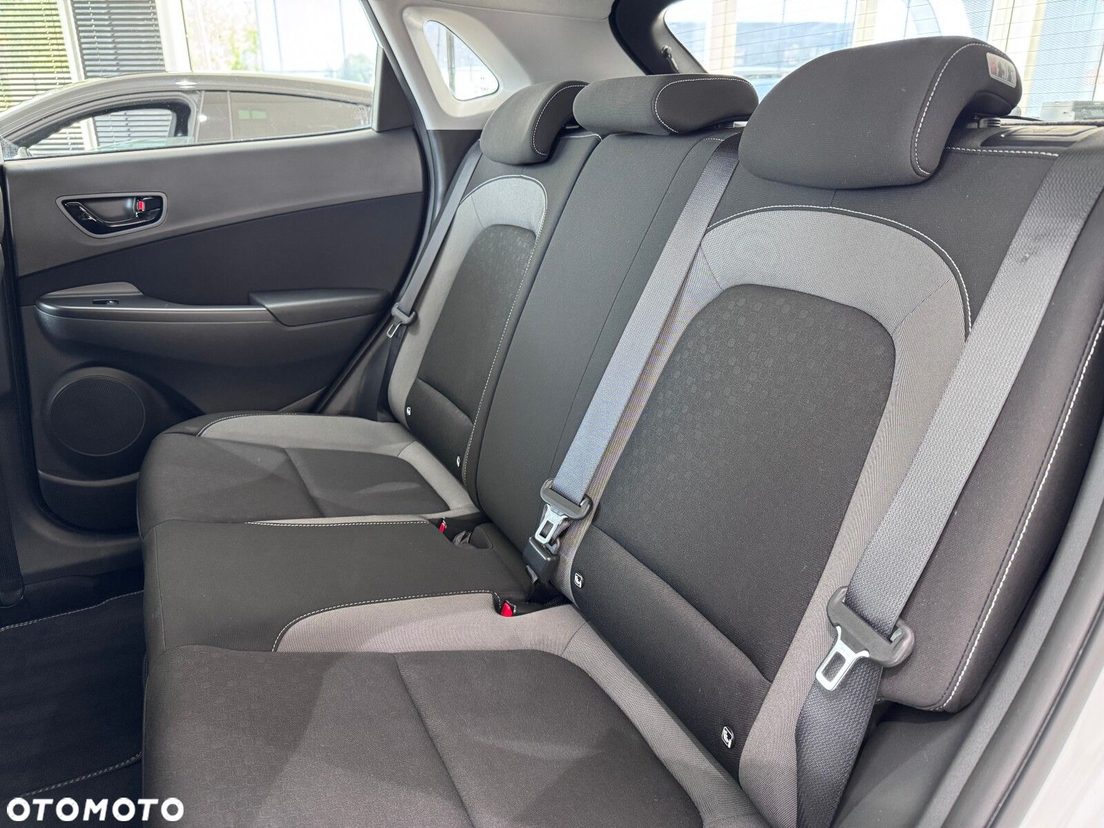 Hyundai Kona - 12