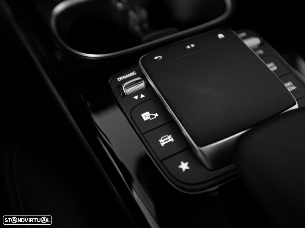 Mercedes-Benz CLA 250 e Shooting Brake Progressive - 23