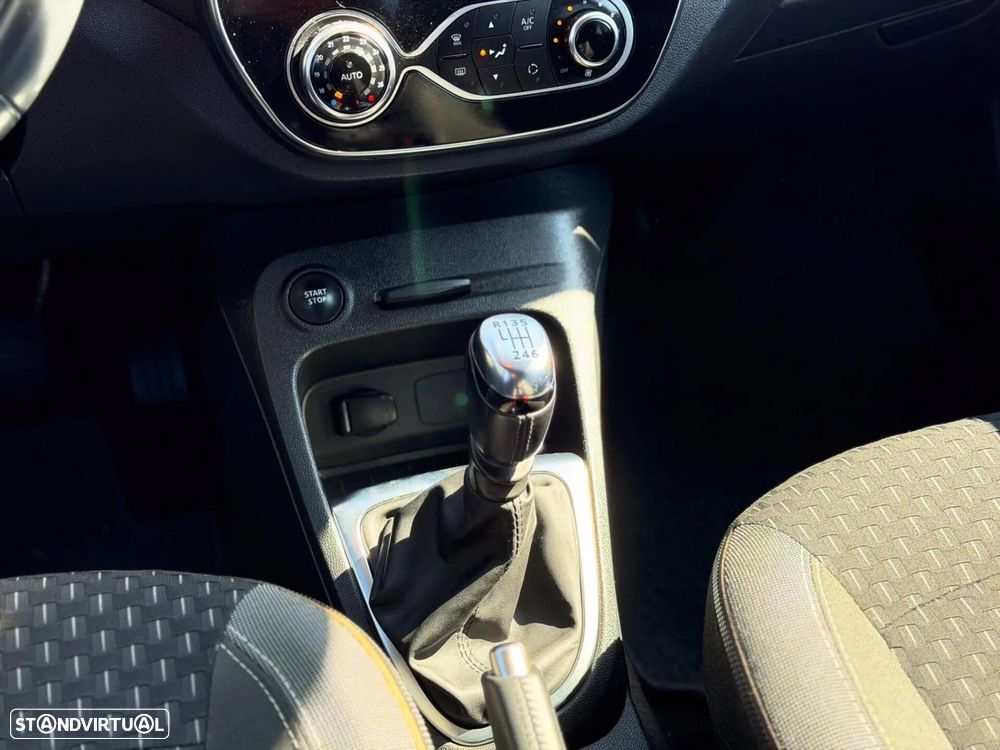 Renault Captur 1.5 dCi Exclusive - 19