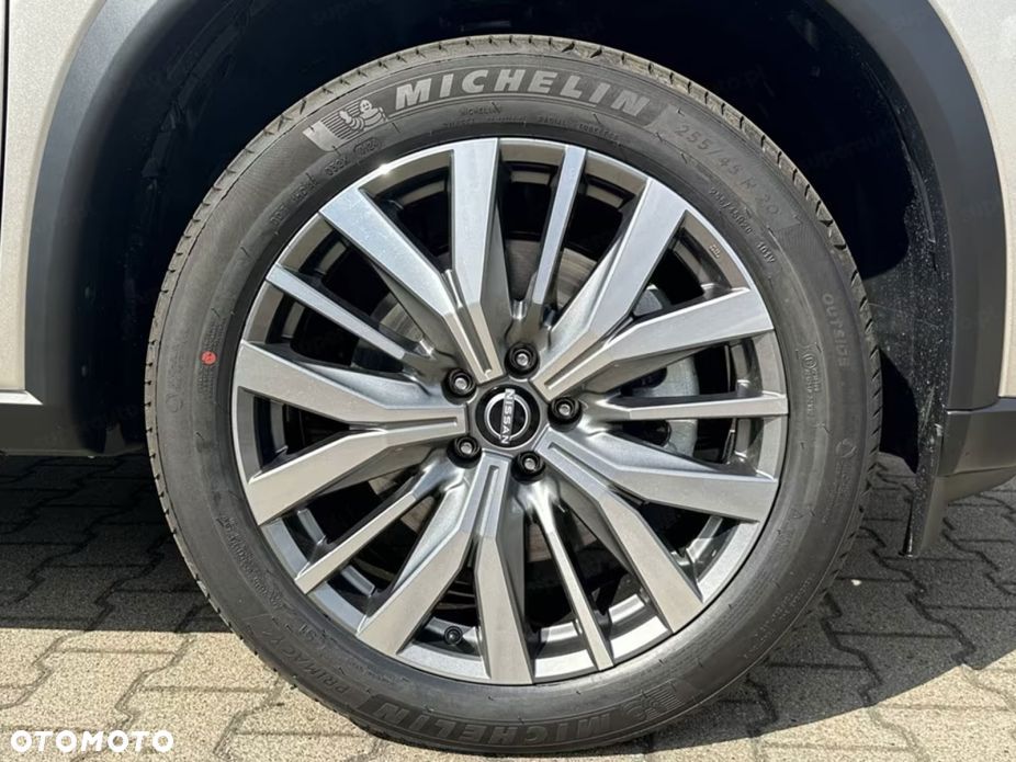 Nissan X-Trail - 12