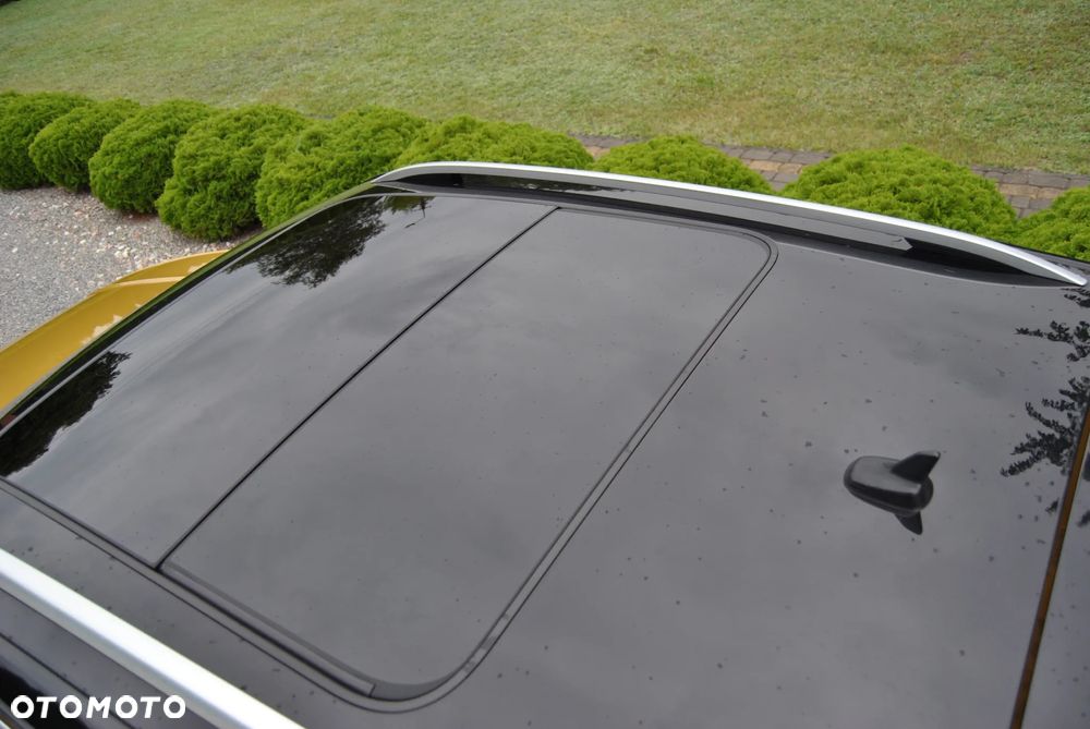 Volkswagen T-Roc - 13