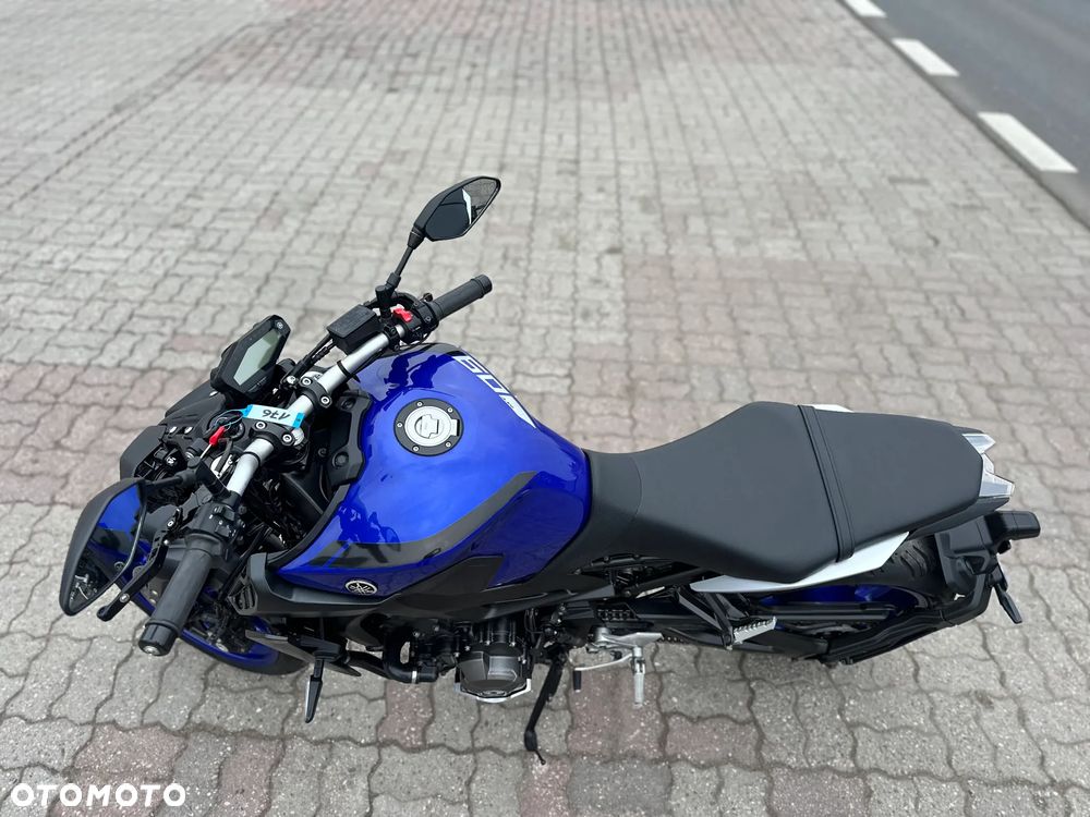 Yamaha MT - 24