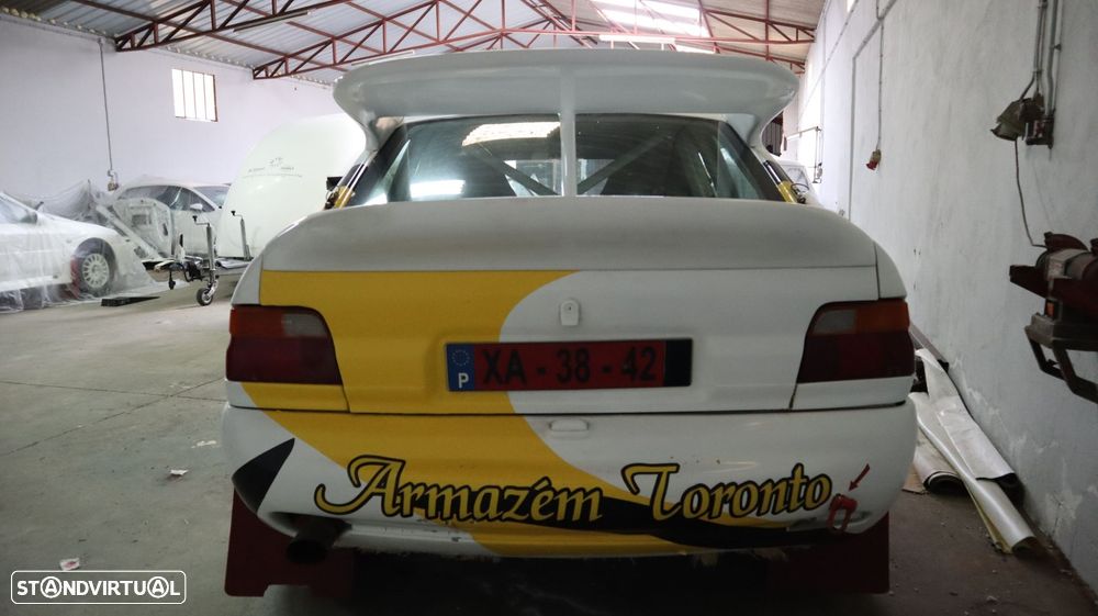 Ford Escort 2.0i RS Cosworth - 9