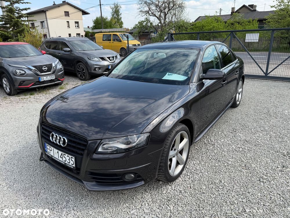 Audi A4 Limousine - 13