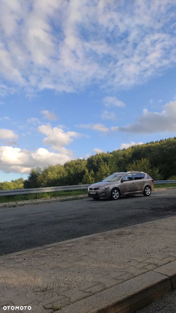 Kia Ceed 1.6 Crdi Optimum + - 3