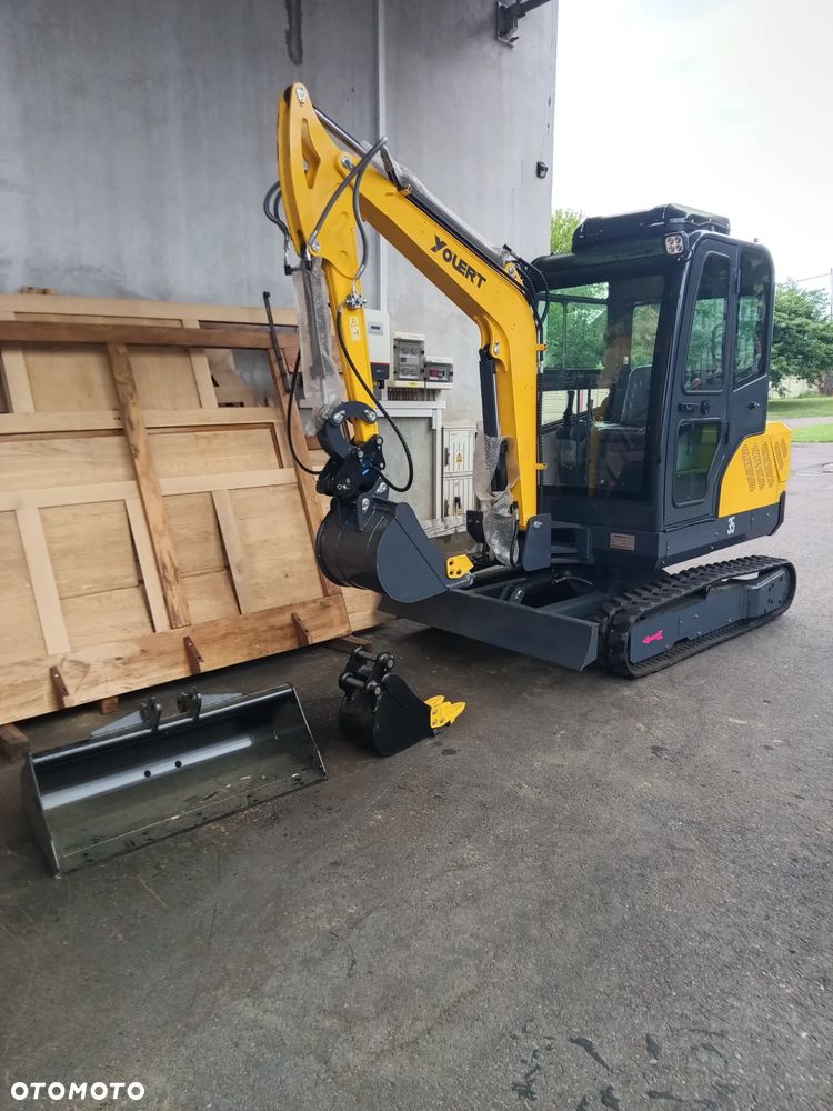 Yuchai Youert U-35 - 4