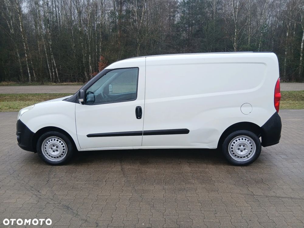 Opel COMBO - 39
