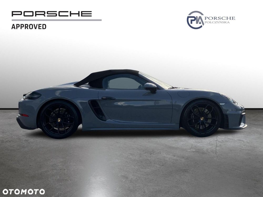Porsche 718 Spyder - 6