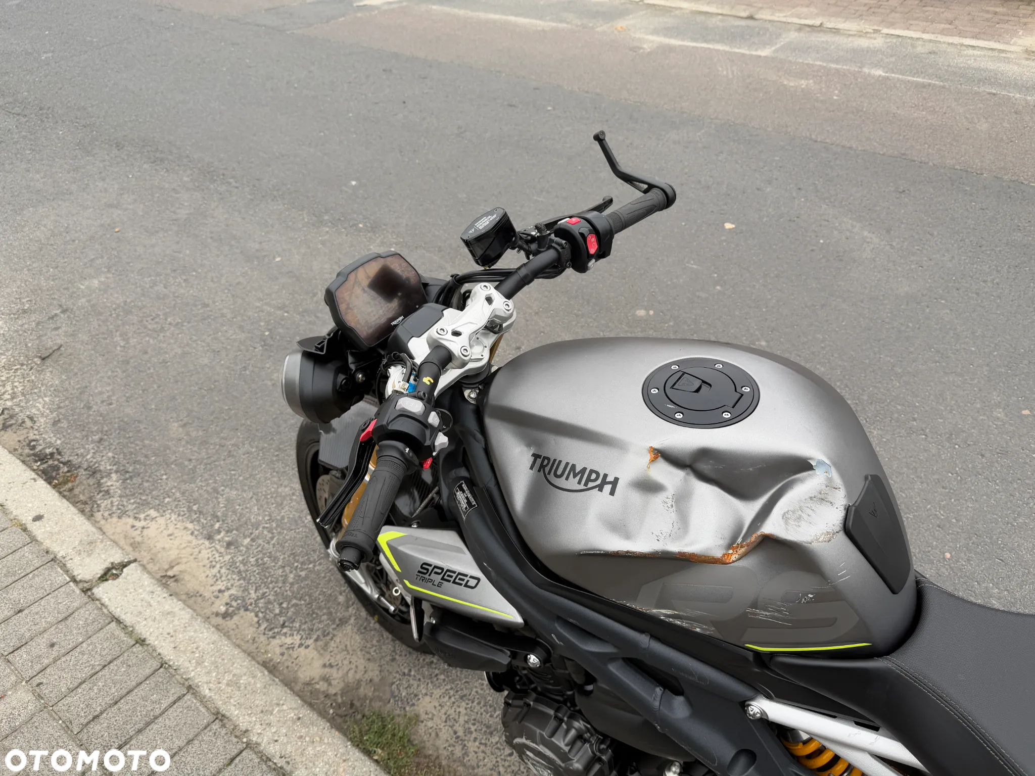 Triumph Speed Triple - 8