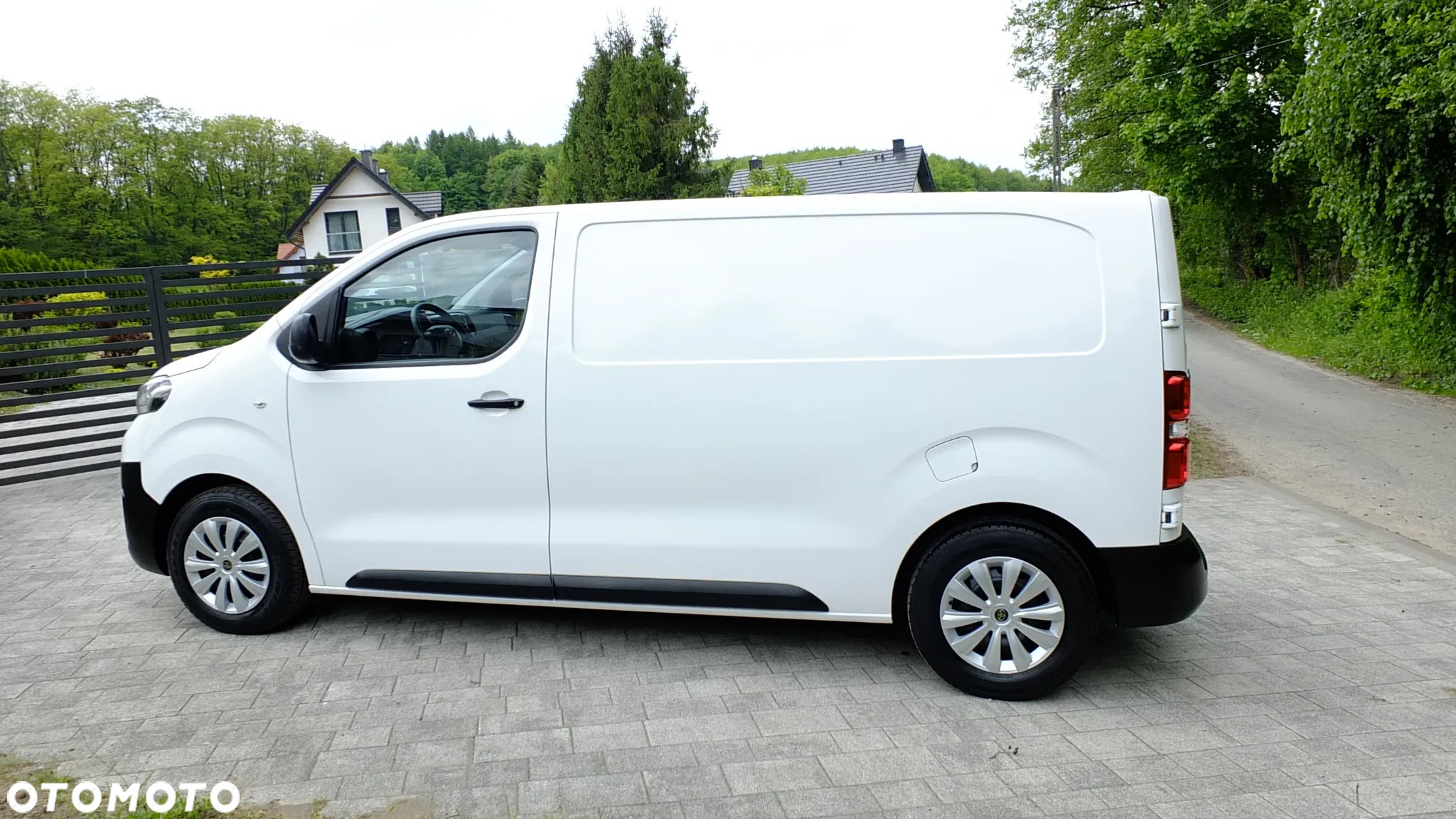Toyota PROACE - 11