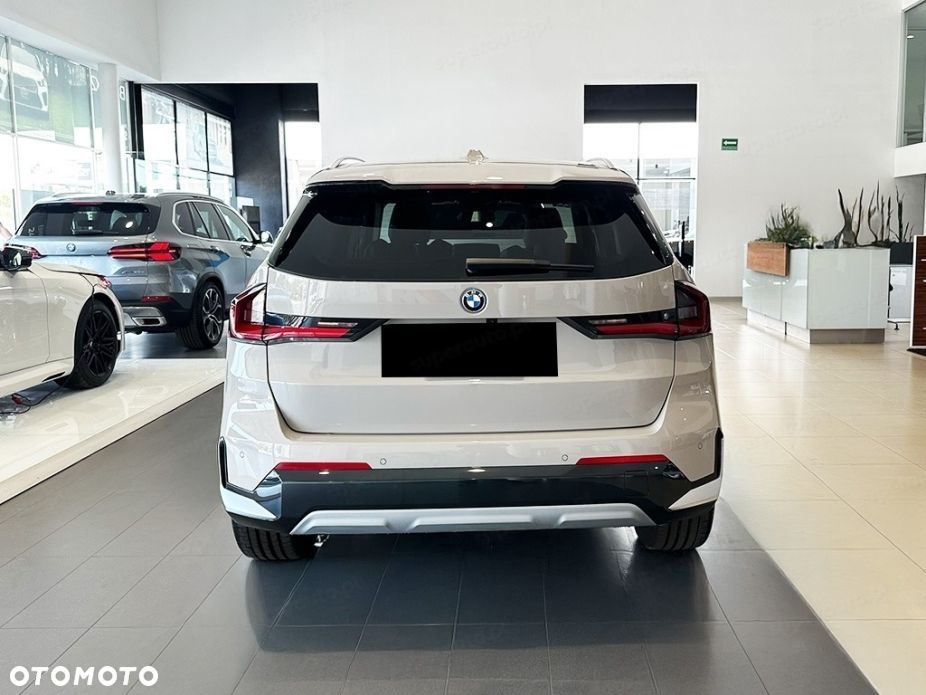 BMW X1 sDrive20i mHEV xLine - 6