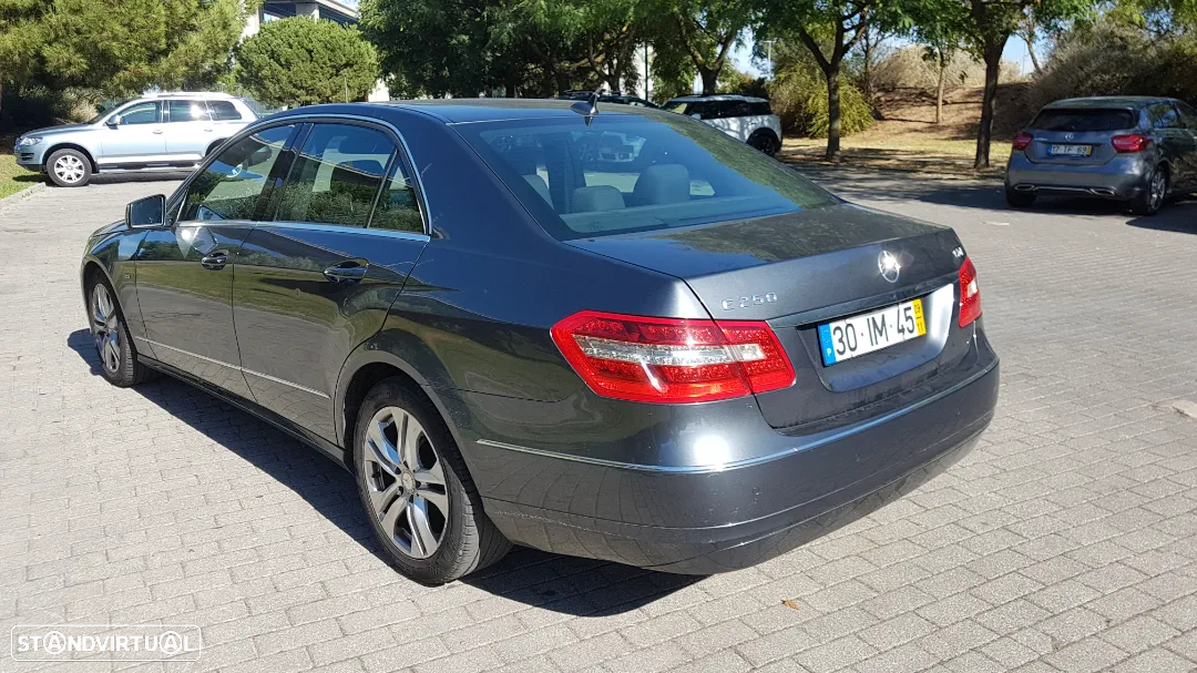 Mercedes-Benz E 250 - 2