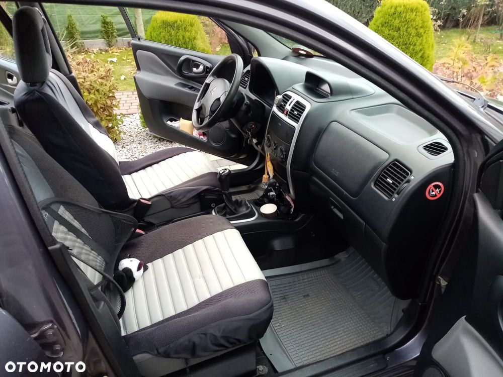 Mitsubishi Space Star 1.9 DI-D Family - 10