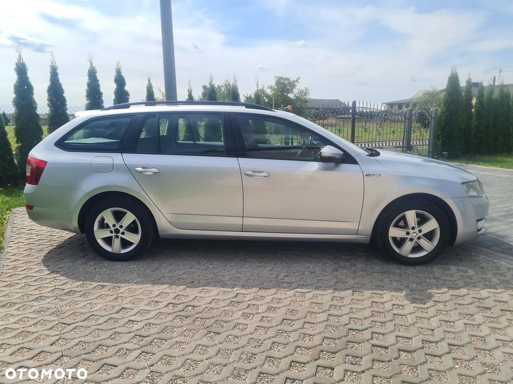 Skoda Octavia 2.0 TDI Ambition DSG - 4