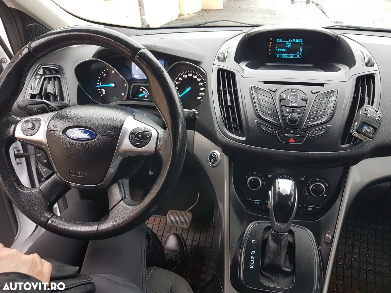 Ford Kuga 2.0 TDCi 4x4 Aut. Titanium - 9