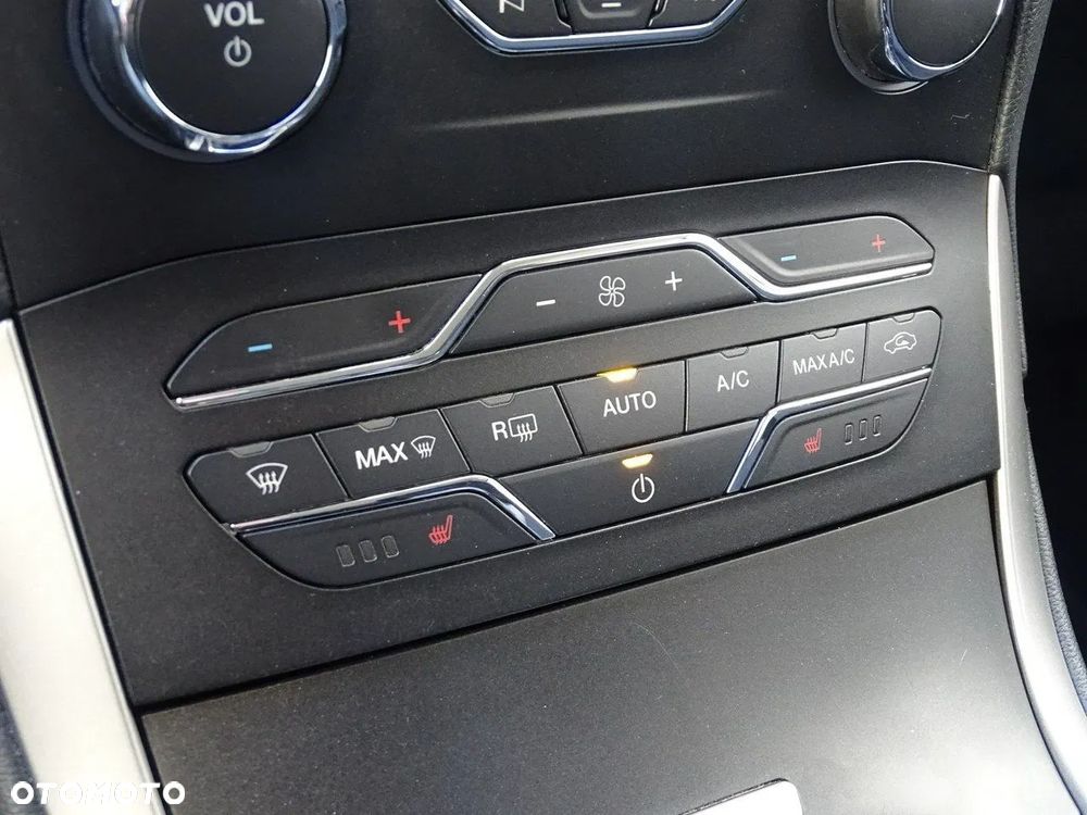 Ford S-Max - 27