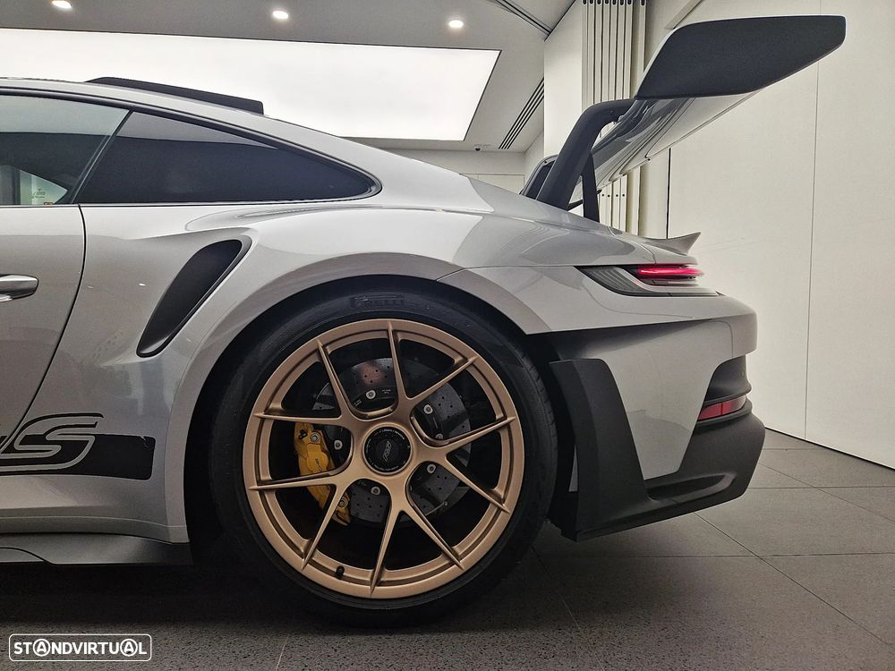 Porsche 911 (992) GT3 RS - 8