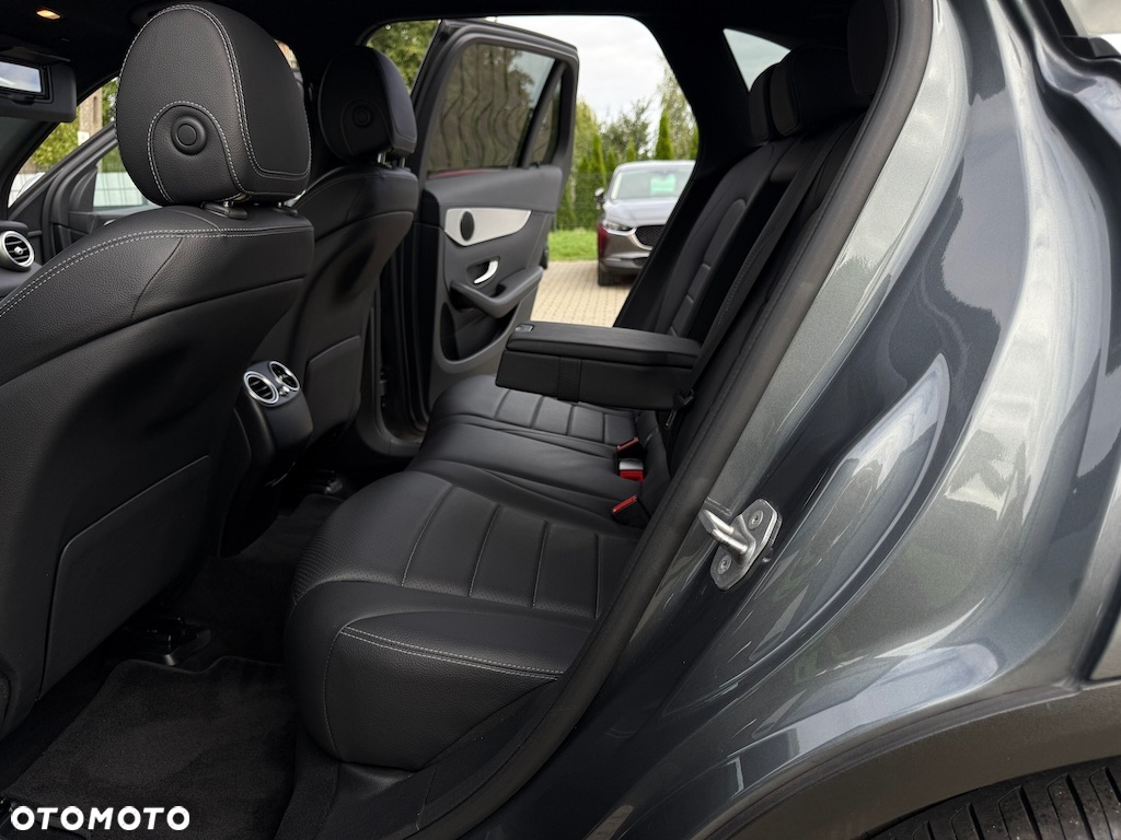 Mercedes-Benz GLC 220 d 4Matic 9G-TRONIC - 28