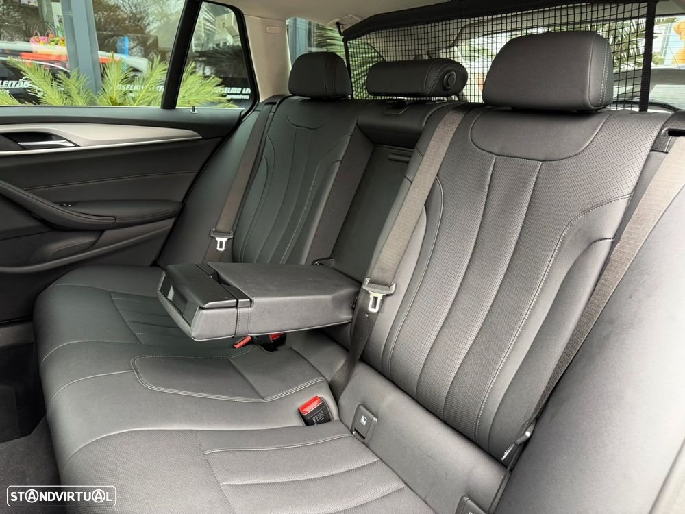 BMW 520 d Auto - 19