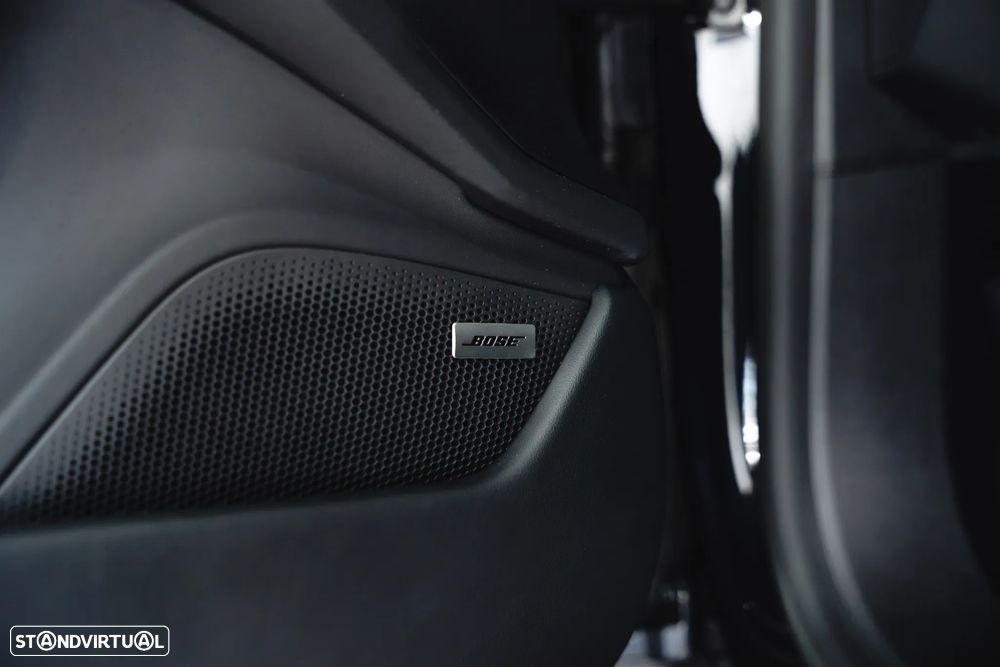 Porsche Taycan Sport Turismo 4S Black Edition - 20