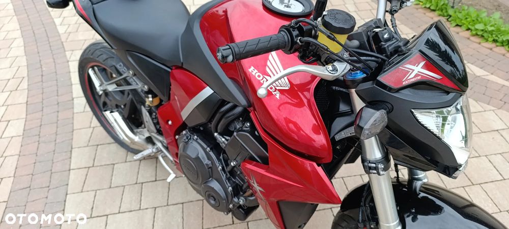 Honda CB - 20