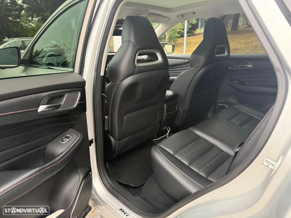 MG EHS 1.5 T-GDI Plug-in Hybrid Luxury - 17