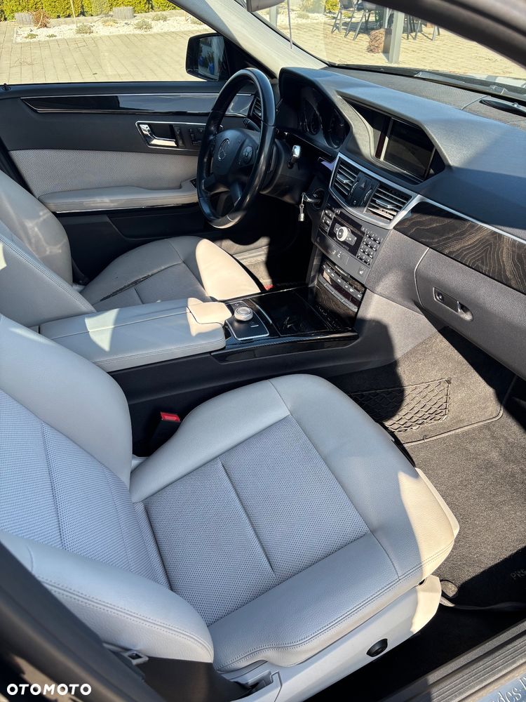 Mercedes-Benz Klasa E 350 CDI DPF BlueEFFICIENCY 7G-TRONIC Avantgarde - 13
