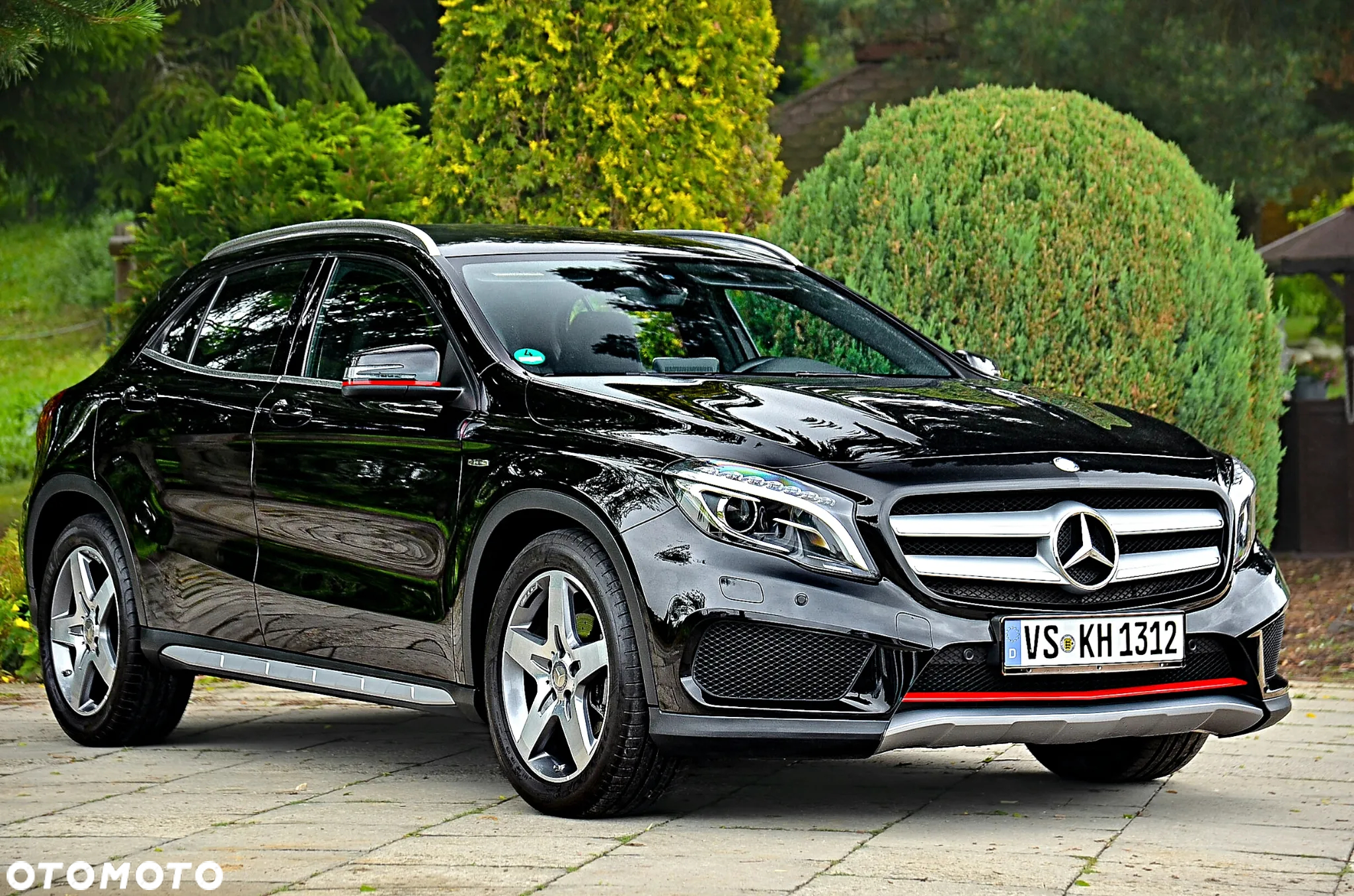 Mercedes-Benz GLA 180 7G-DCT AMG Line - 7