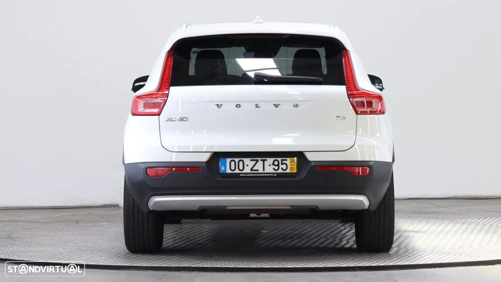 Volvo XC 40 1.5 T3 Momentum Plus - 5