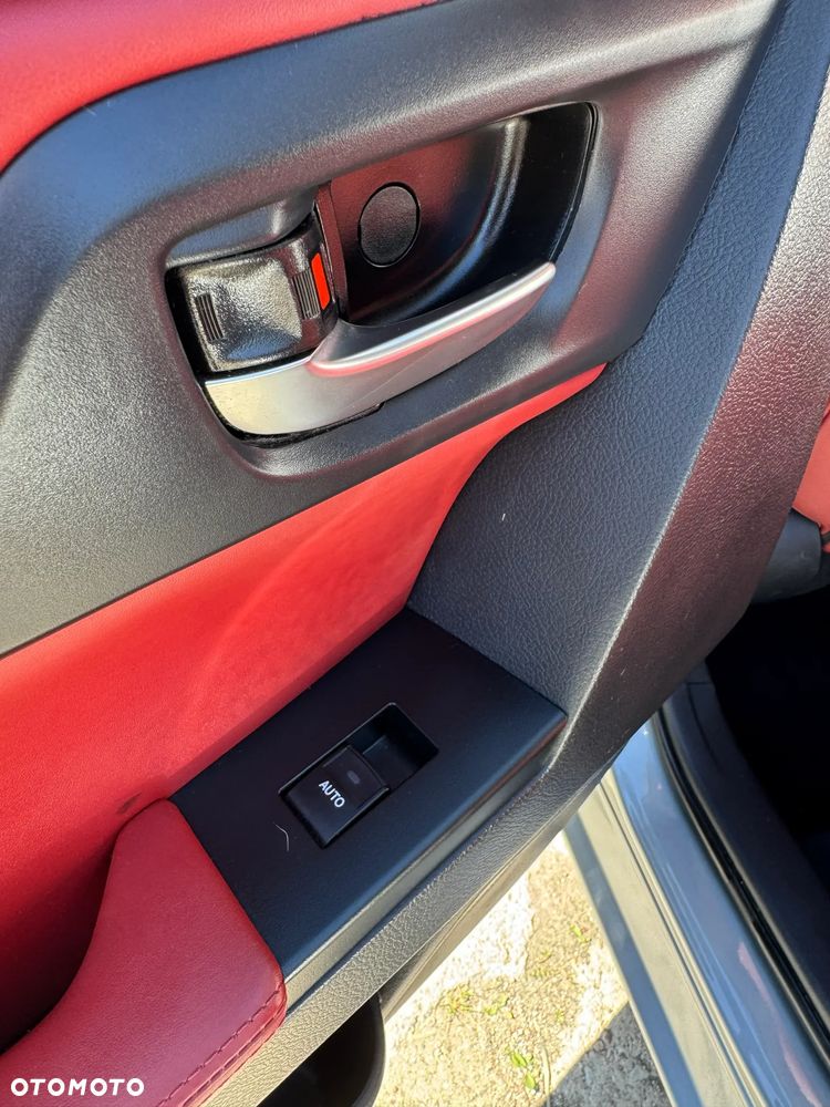 Toyota Auris Hybrid 135 Premium - 15