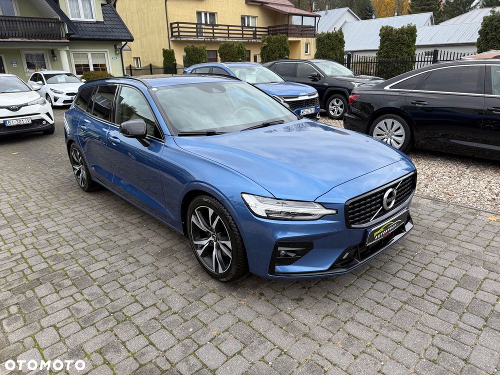Volvo V60 B4 B R-Design - 27