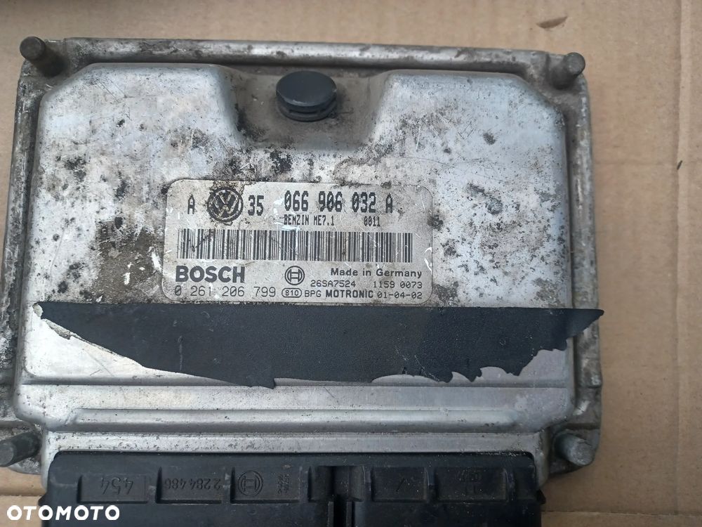 STEROWNIK SILNIKA VW GOLF IV 066906032A - 2