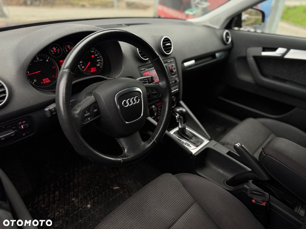 Audi A3 Sportback 2.0 TDI DPF S tronic Ambition - 6