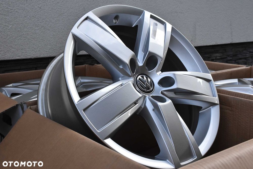 NOWE felgi OEM VW Amarok T5 T6 T6.1 Caravelle Multivan Transporter 18" - 8